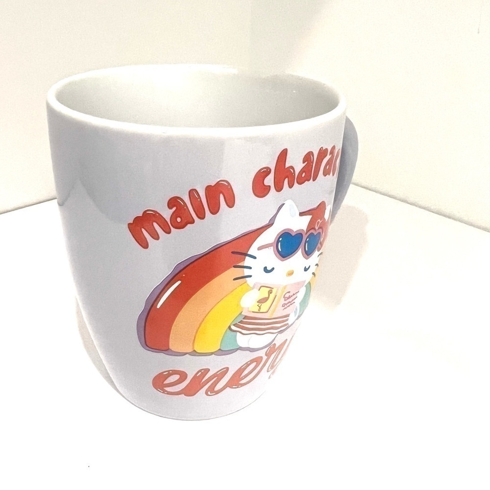 Hello Kitty by Sanrio 25 oz Main Character Energy Ceramic Mug New! - Picture 4 of 6